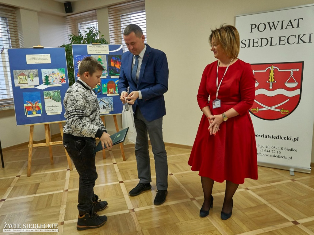Zaprojektowali świąteczne kartki