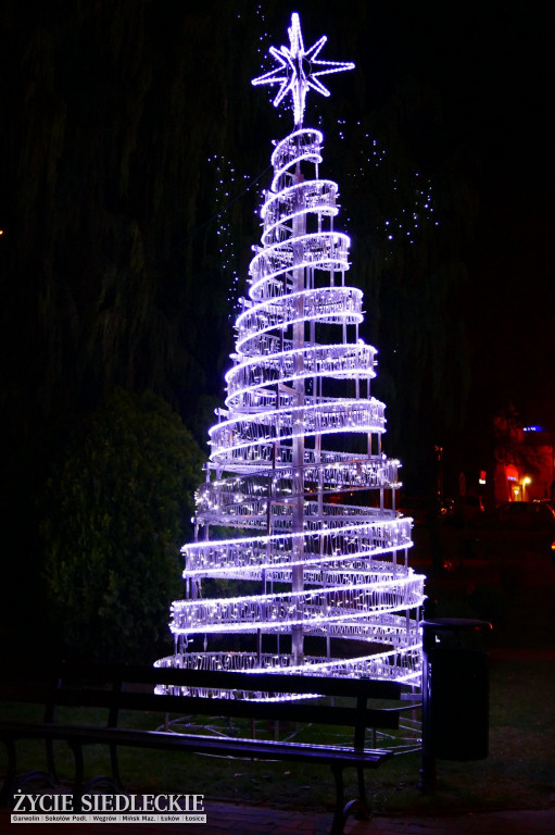 Świąteczne luminacje w Łosicach