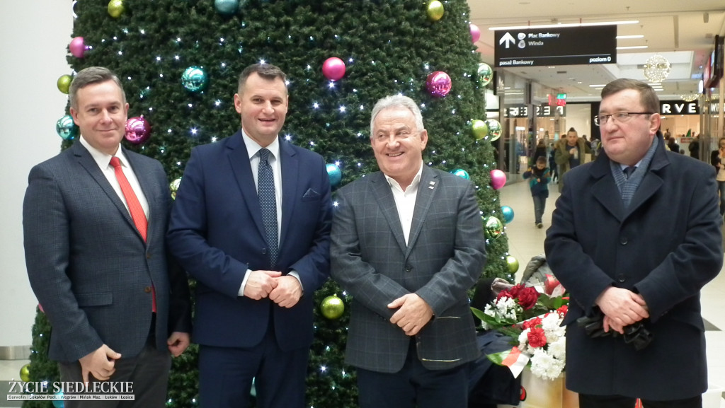 Różne oblicza Mikołajek w Galerii Siedlce