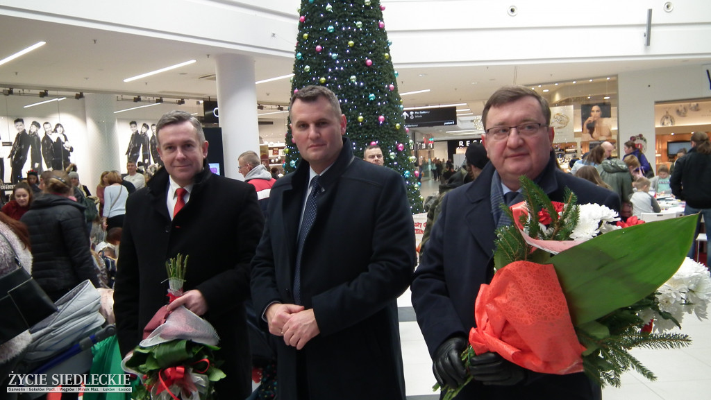 Różne oblicza Mikołajek w Galerii Siedlce