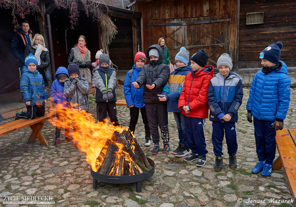 Mikołajki Pogoni w Dworze Mościbrody
