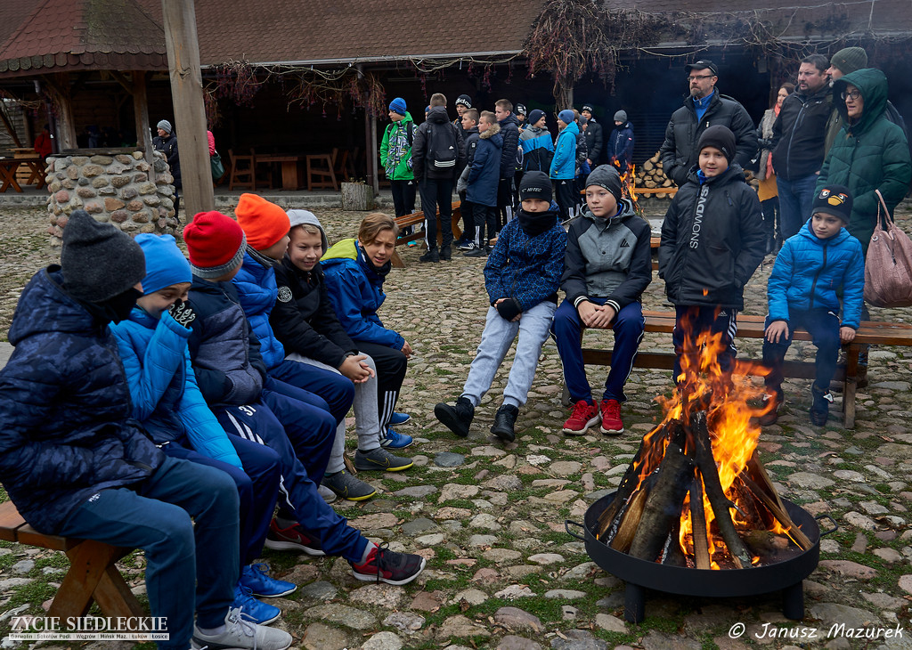 Mikołajki Pogoni w Dworze Mościbrody