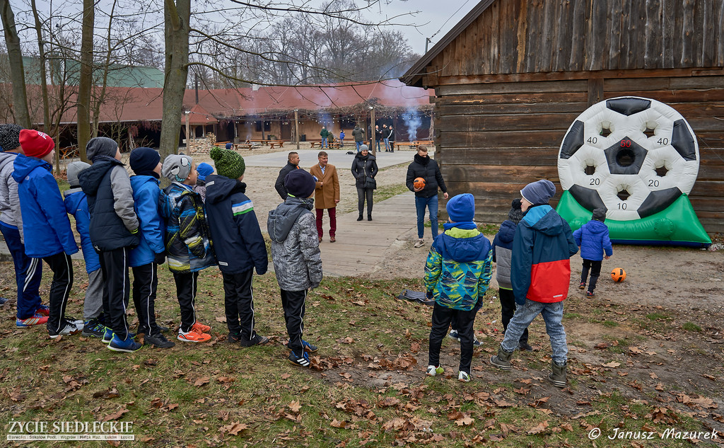 Mikołajki Pogoni w Dworze Mościbrody