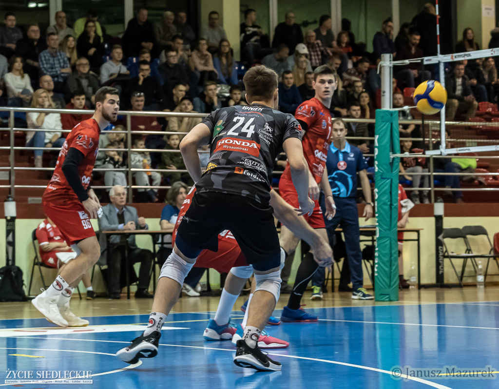 KPS lepszy od beniaminka