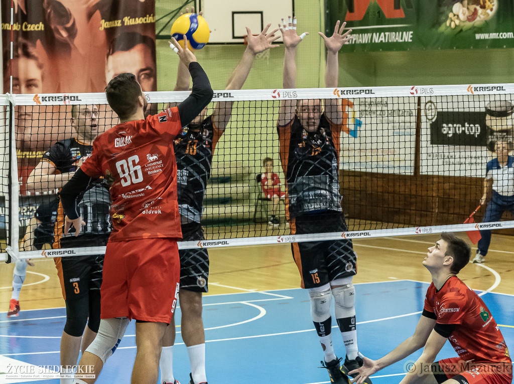 KPS lepszy od beniaminka