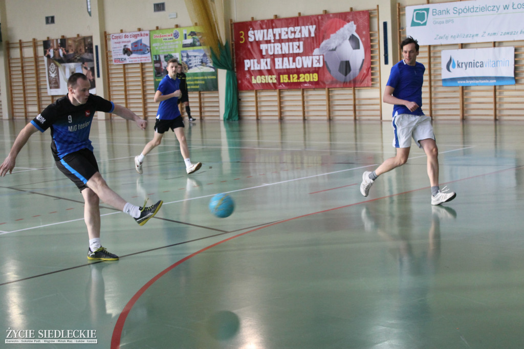 3 Świąteczny Turniej Piłki Halowej w Łosicach