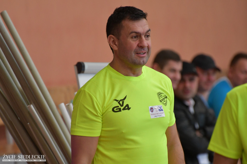 Charytatywny maraton crossfitowo-piłkarski