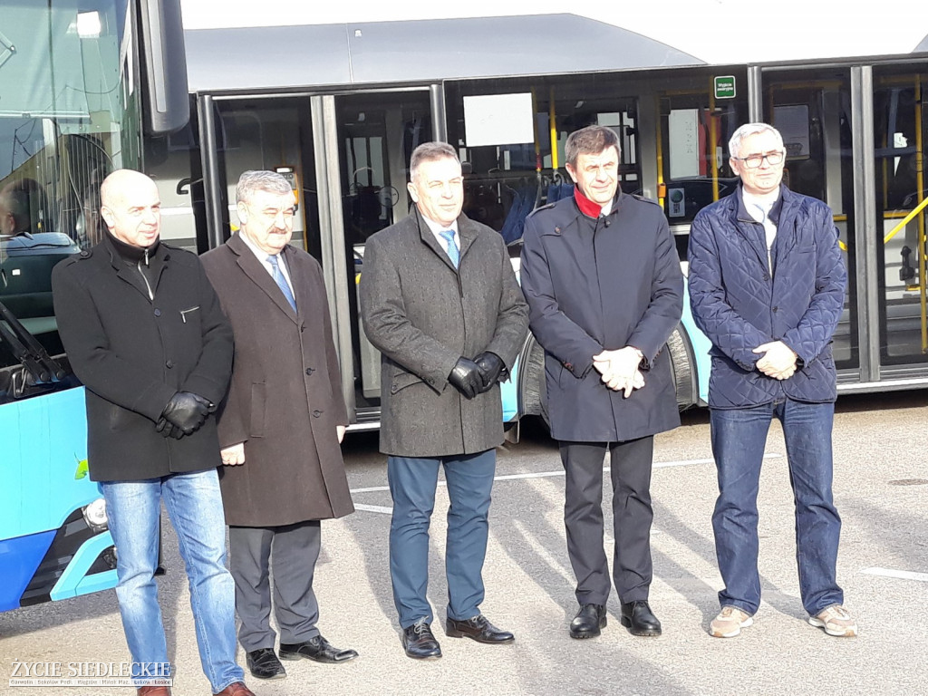 Przekazanie autobusów