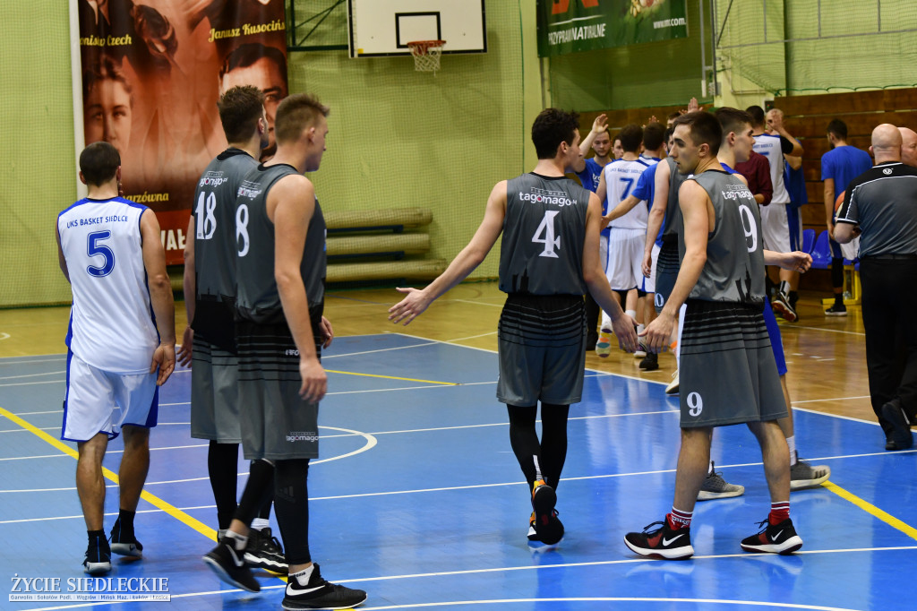 Basket ograł Hutnika