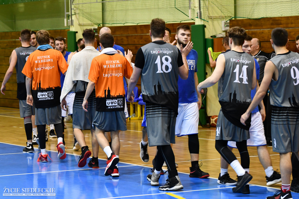 Basket ograł Hutnika