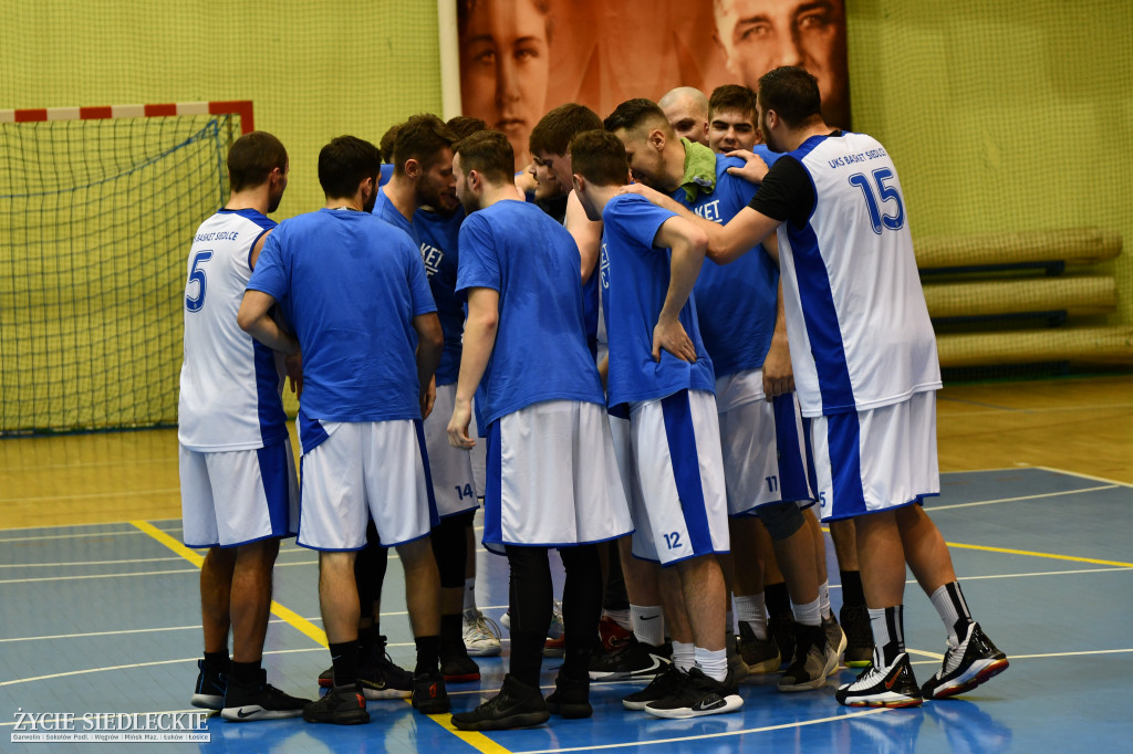 Basket ograł Hutnika