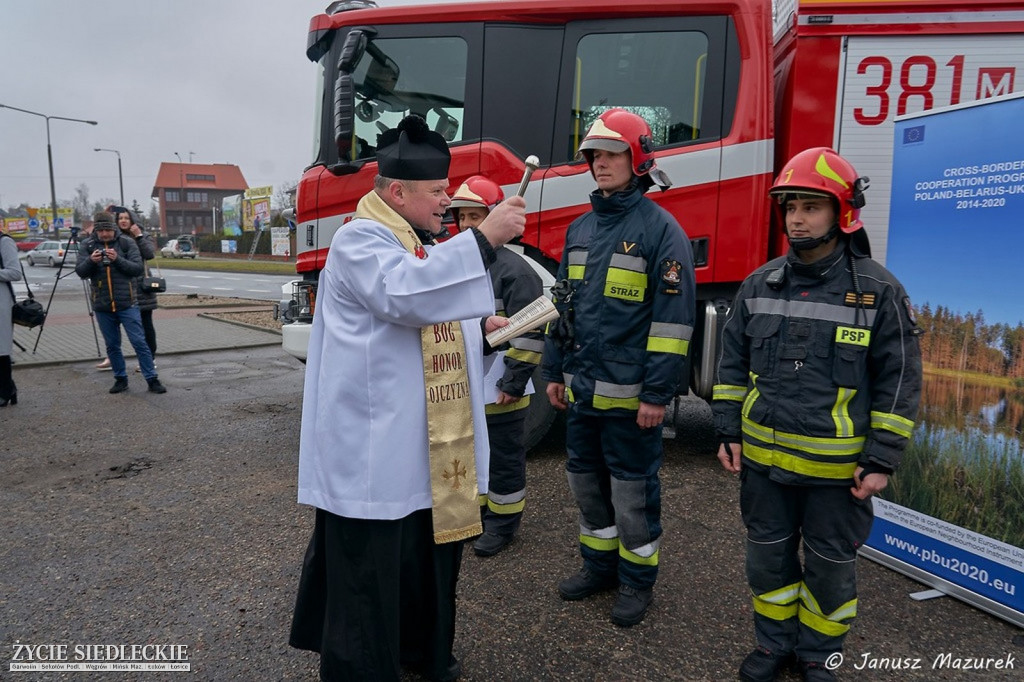 Nowe samochody dla siedleckiej straży