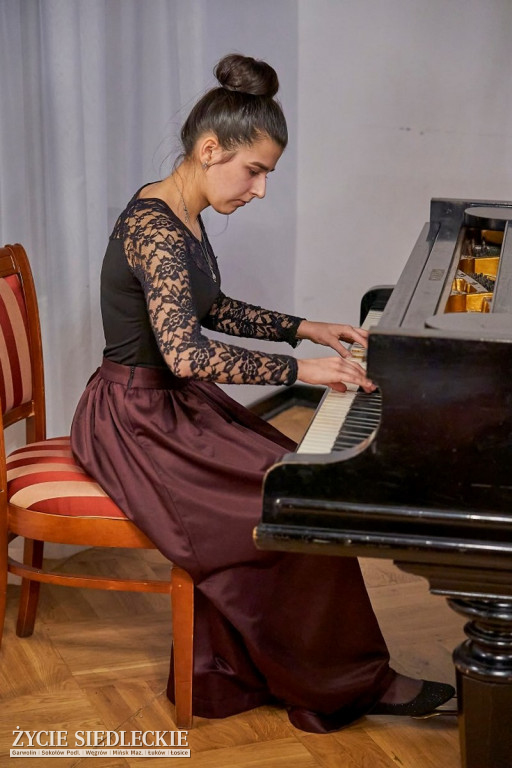 Poezja i muzyka w Reymontówce