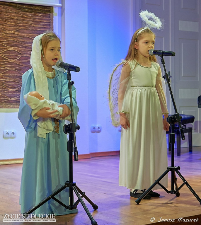 Małe kolędowanie w siedleckim MOK
