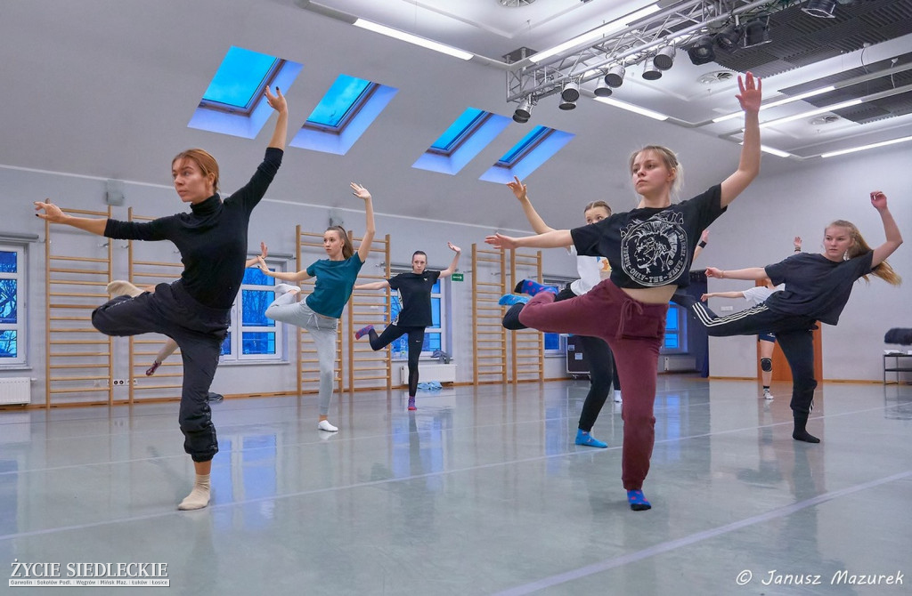 Luz Winter Dance Factory 2020