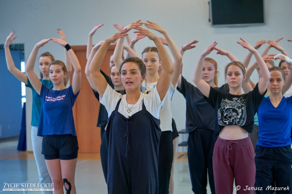 Luz Winter Dance Factory 2020