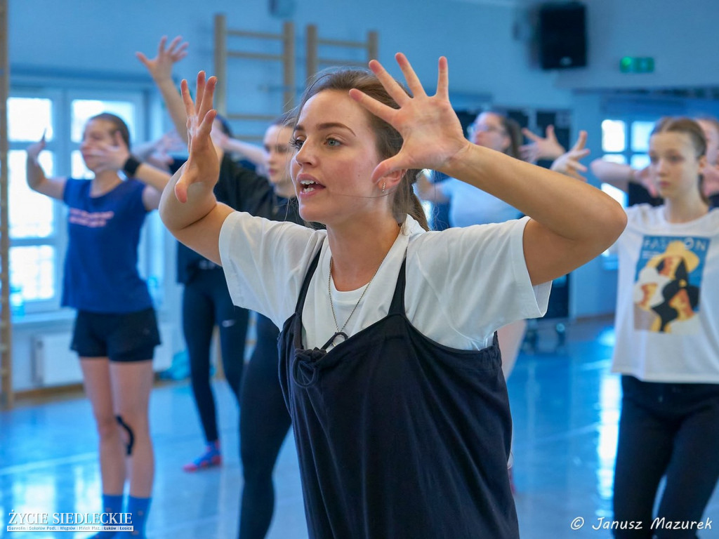 Luz Winter Dance Factory 2020