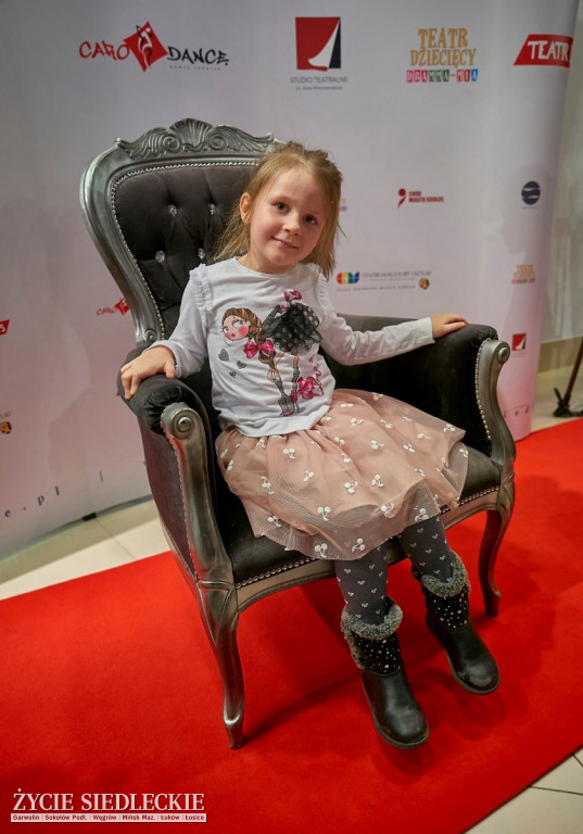 „Nowe szaty króla” Teatru ES