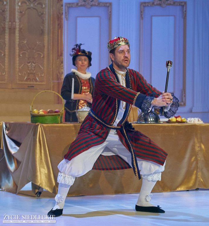 „Nowe szaty króla” Teatru ES