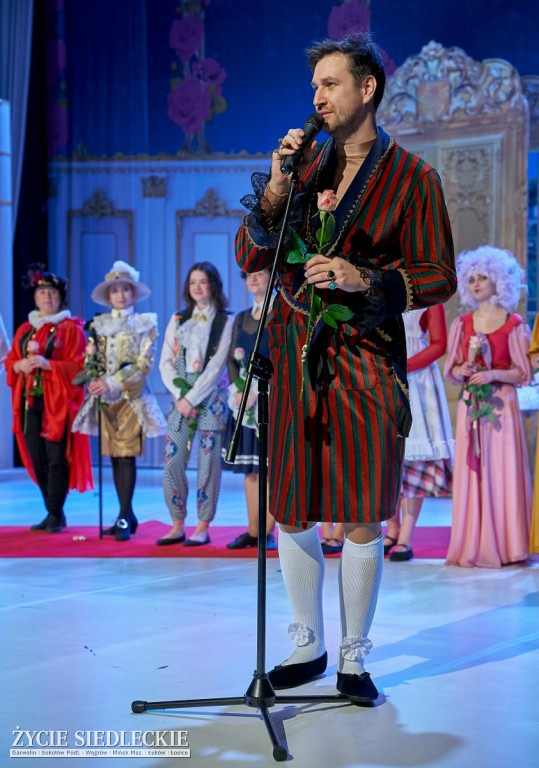 „Nowe szaty króla” Teatru ES