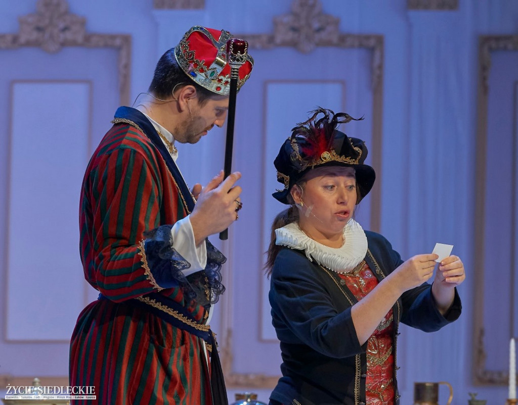 „Nowe szaty króla” Teatru ES