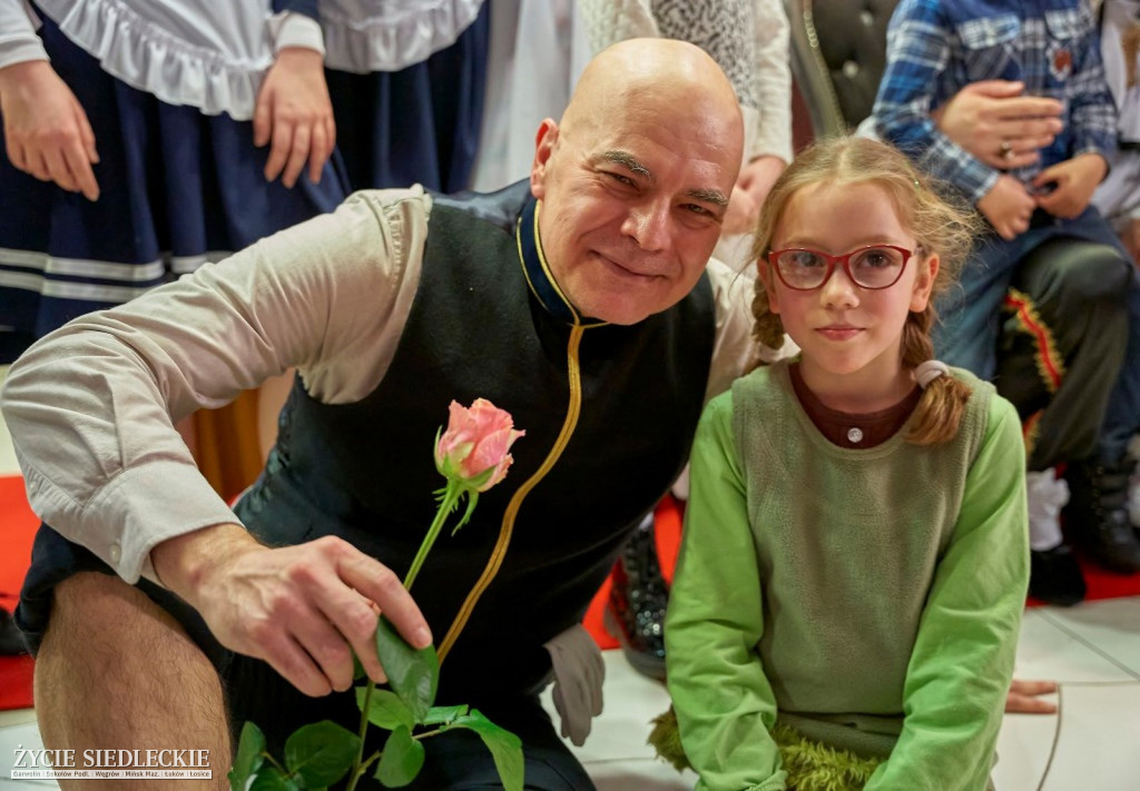 „Nowe szaty króla” Teatru ES