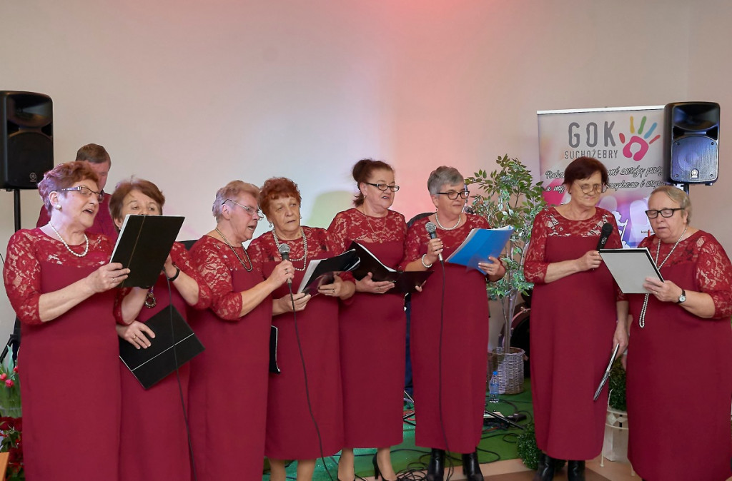 Dzień Kobiet z GOK Suchożebry