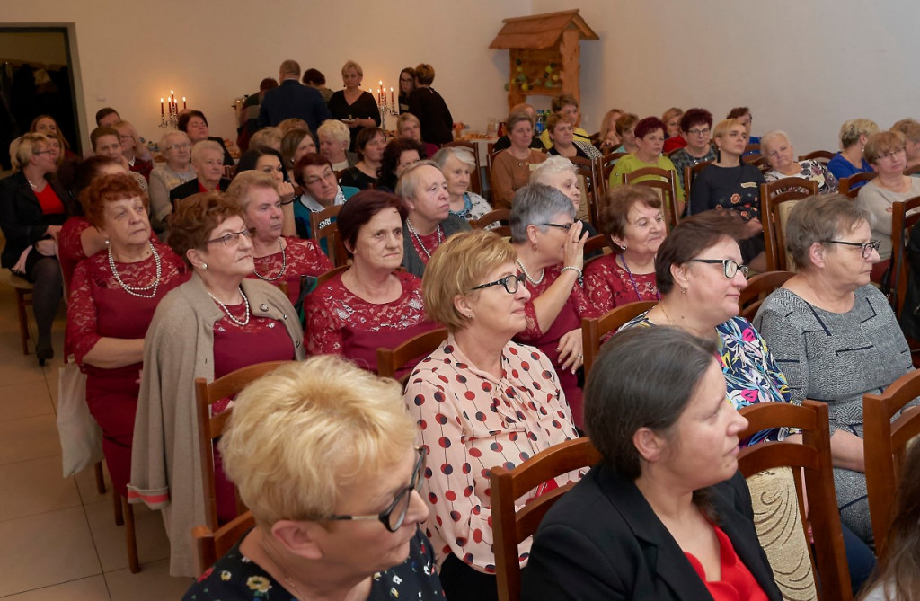 Dzień Kobiet z GOK Suchożebry