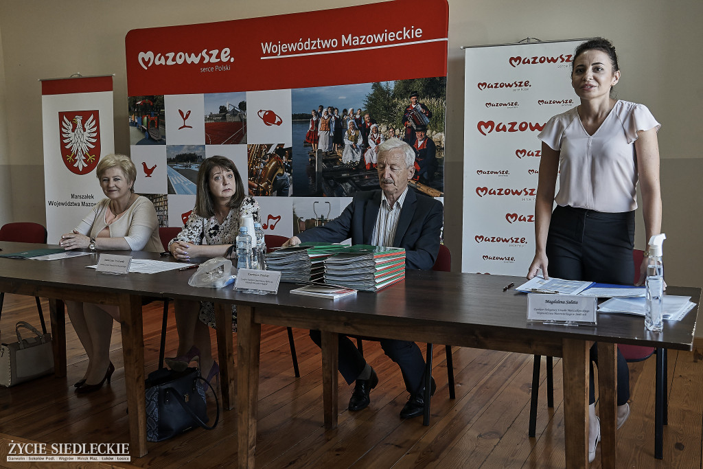 Podpisanie umów w Kotuniu