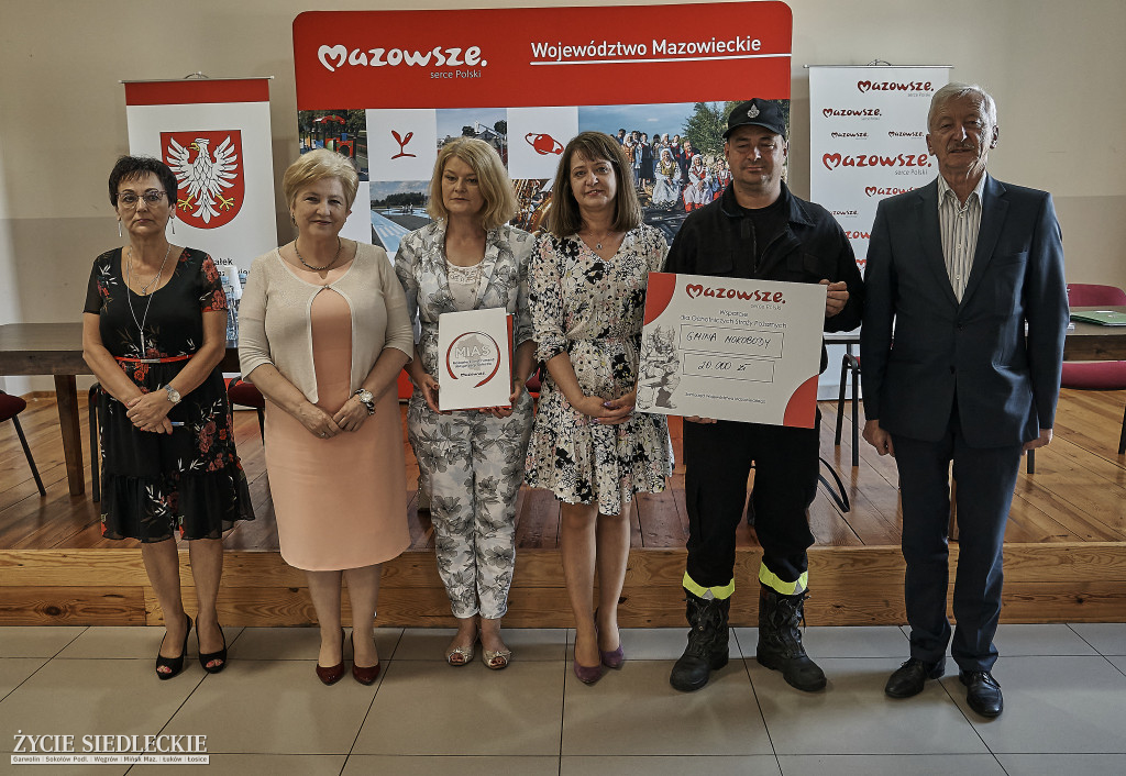Podpisanie umów w Kotuniu