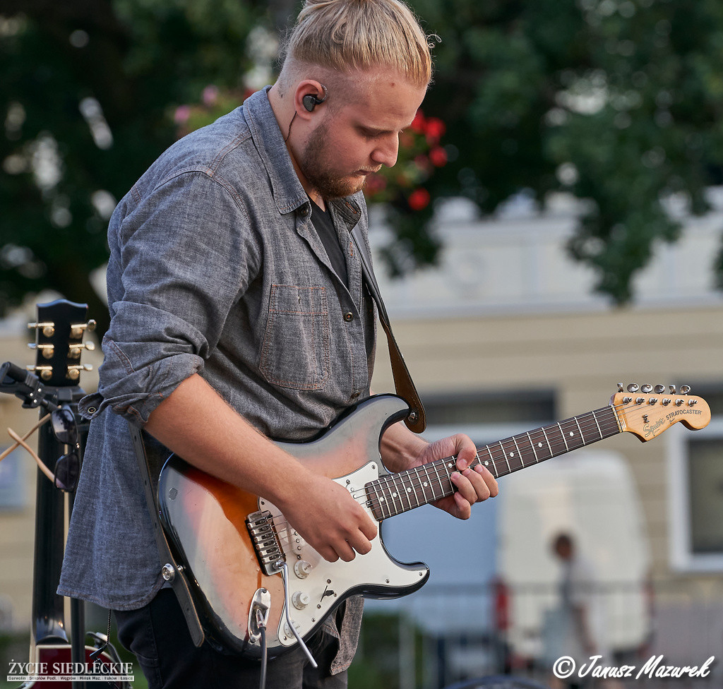 Koncert B6 przy fontannie