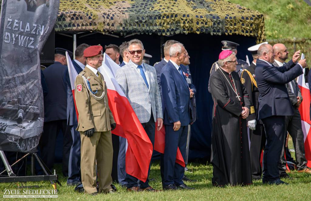 Obchody drugiego święta Żelaznej Dywizji