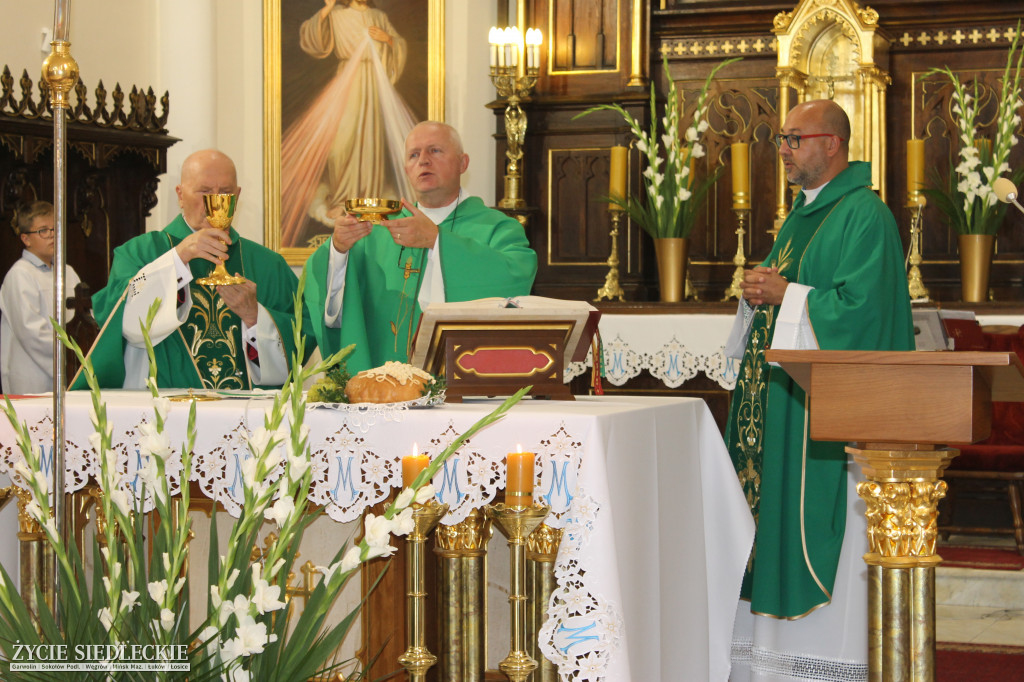 Msza dożynkowa w Starej Kornicy