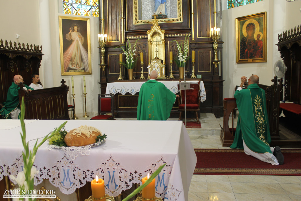 Msza dożynkowa w Starej Kornicy