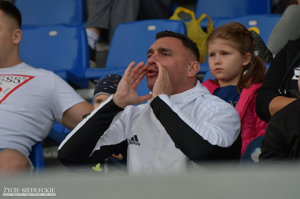 Bez litości dla beniaminka