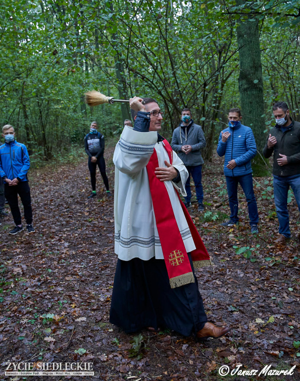 Poświęcenie krzyża w Gołoborzu
