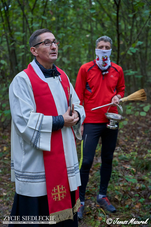 Poświęcenie krzyża w Gołoborzu