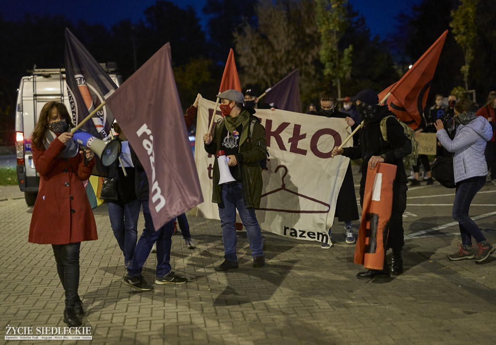 Rewolucja jest kobietą