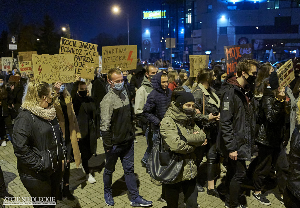 Rewolucja jest kobietą