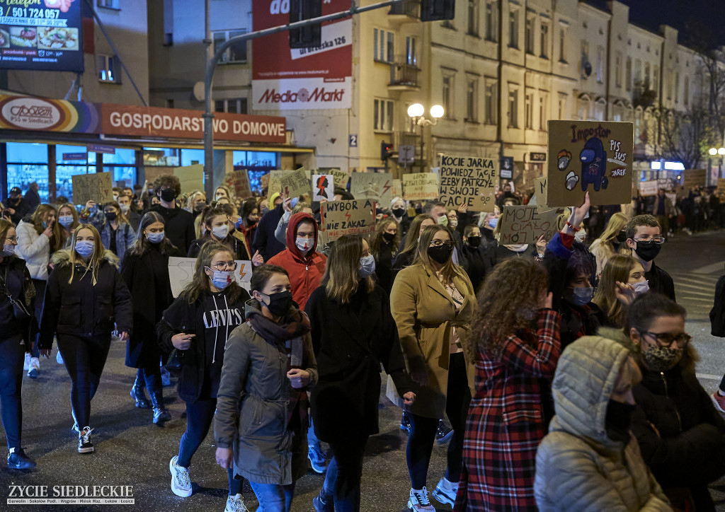 Rewolucja jest kobietą