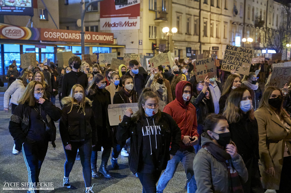 Rewolucja jest kobietą
