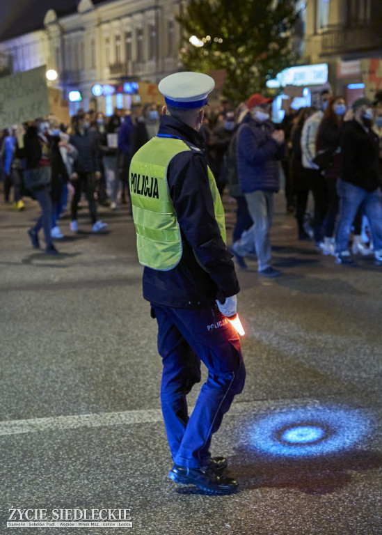 Rewolucja jest kobietą