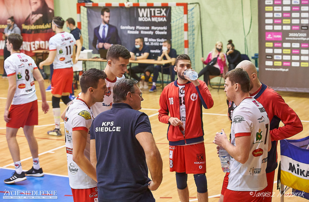 KPS lepszy od akademików