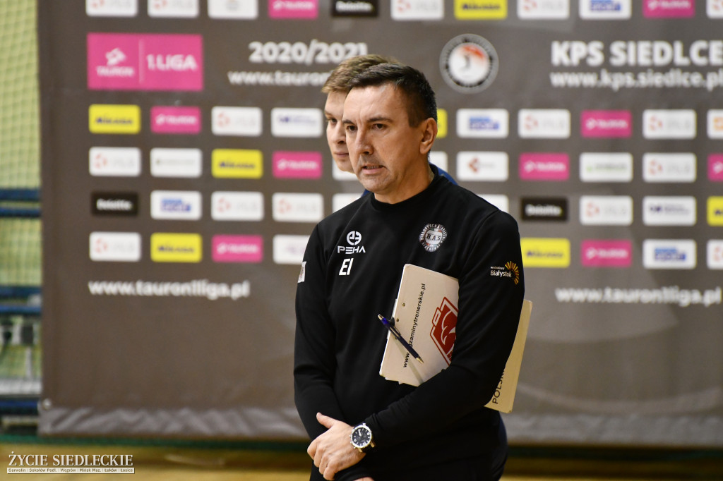Pięć setów z beniaminkiem