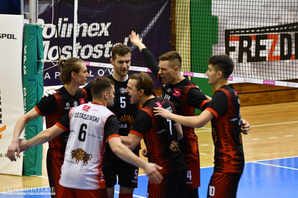 Pięć setów z beniaminkiem