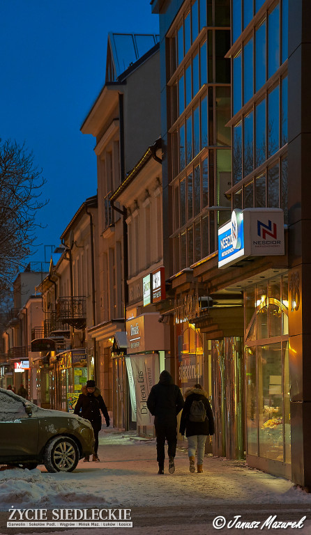 Zimowe Siedlce nocą