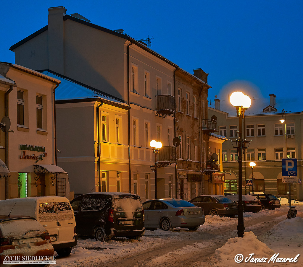 Zimowe Siedlce nocą