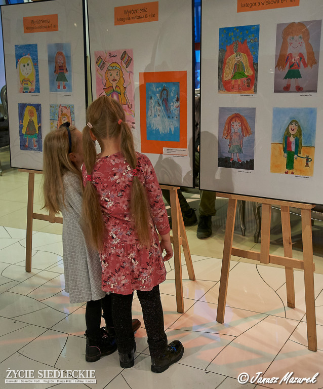 Mali ilustratorzy książek nagrodzeni
