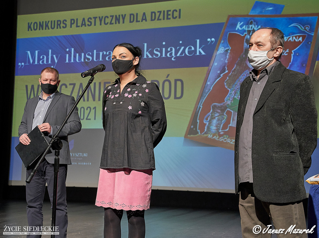 Mali ilustratorzy książek nagrodzeni