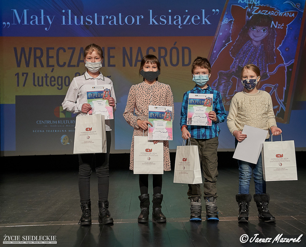 Mali ilustratorzy książek nagrodzeni